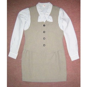 小さいサイズ OL制服 オフィススーツ 事務服 新品 Office uniform F379 z