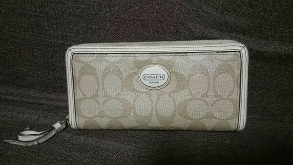 coach 長財布