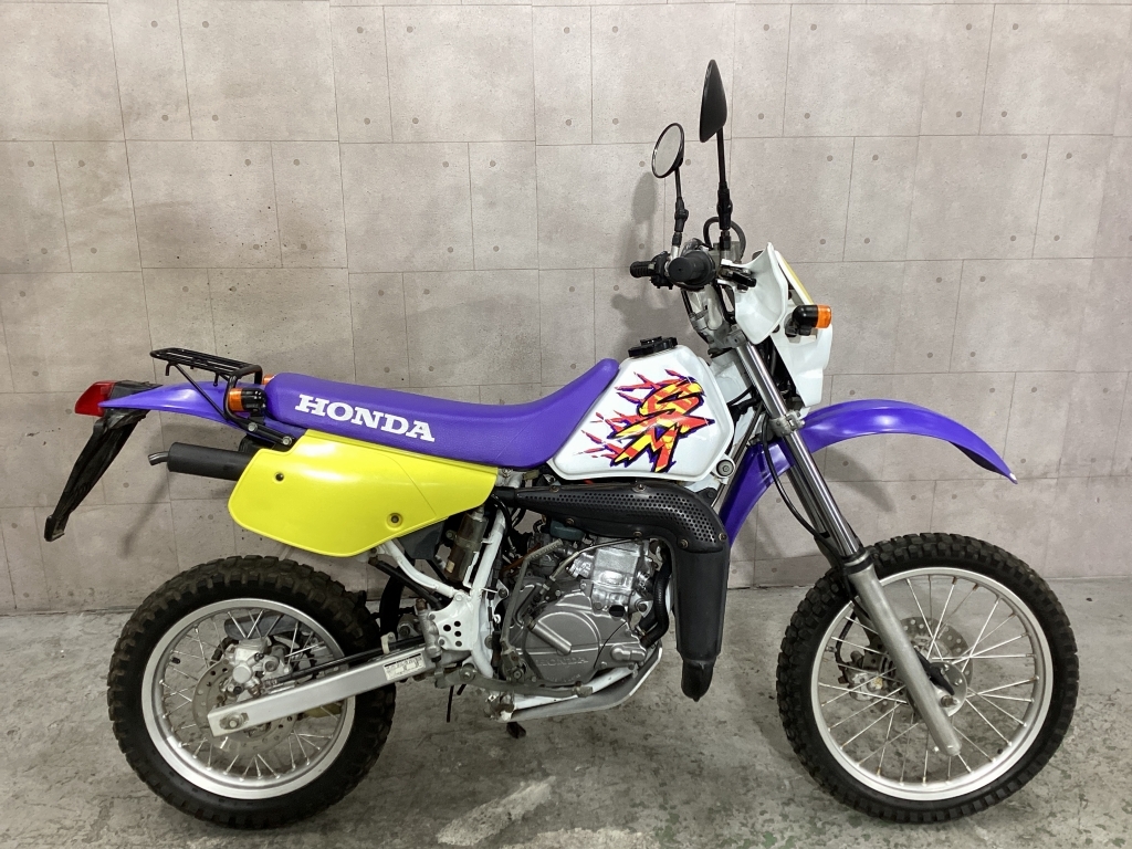 ホンダ CRM80 CRM50 純正リアキャリア 激レア品 - カウル ホンダ CRM80 CRM50 純正リアキャリア 激レア品 - カウル