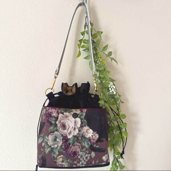 ハンドメイド バッグ 巾着バッグ 巾着ポーチ フラワー 猫ちゃん 持ち手付き