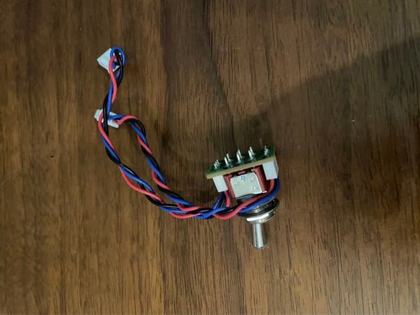 Ibanez WH10 v3用 トゥルーバイパス バッファー 純正切り替えスイッチ