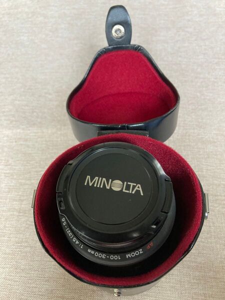 MINOLTA AF ZOOM 100-300mm 望遠レンズ(望遠レンズケース付き)