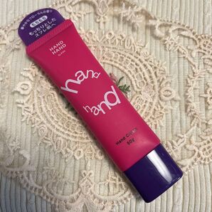 【新品・未使用】HANDHANDハンドクリーム ゴージャスフローラル