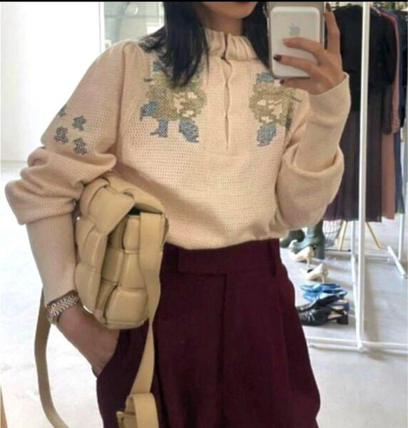 CROSS STITCH MESH KNIT TOP