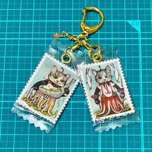 stamp風 シャカシャカキーホルダー 星型GOLDチャーム付き ギュス(裏面6番) シャカシャカチャーム付き