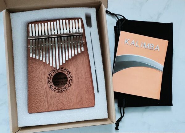 カリンバ 17キー 指ピアノ マホガニー材 ブラウン カリンバ kalimba