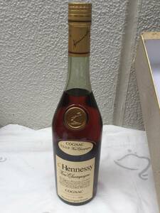 Конгак Hennessy V.S.O.P Бренди Специальный класс 700 мл Неуравновешен