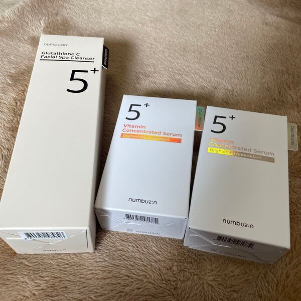 numbuzin ナンバーズイン 5番 白玉CグルタチオンC美容液、アロママッサージクレンジング