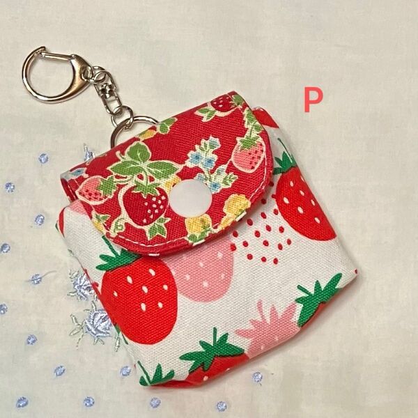 イヤホンポーチ ハンドメイド P