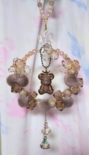 リース 茶色 くま アクリルビーズ ハンドメイド