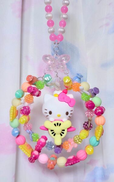 リース しろねこ カラフル アクリルビーズ ハンドメイド