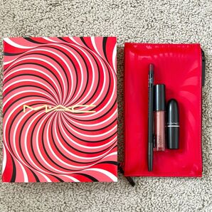 MAC ベストケプトシークレットリップキット ニュートラル