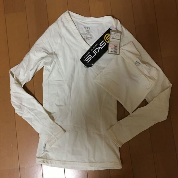 skins スキンズ 正規店 アンダーシャツ 長袖