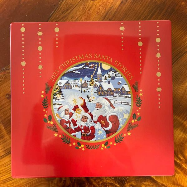 空き缶 クリスマス缶