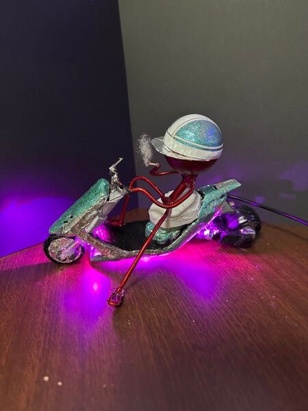 ハンドメイド 針金 100均 原付ロンホイ ネオンテープ