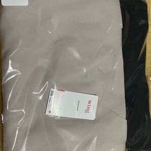 新品未使用!送料無料!ワコール 長袖 黒・ベージュ 肌着 薄くて暖かい シームレスで響かない
