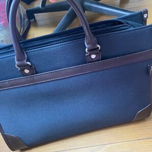 ビジネスバッグ ネイビー