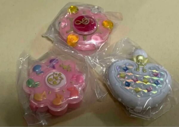 新品未開封 匿名配送 おジャ魔女どれみ ピリカピリララコンパクトミラー ガチャ