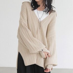 lian Vネックルーズポロニット 未使用 タグ付き