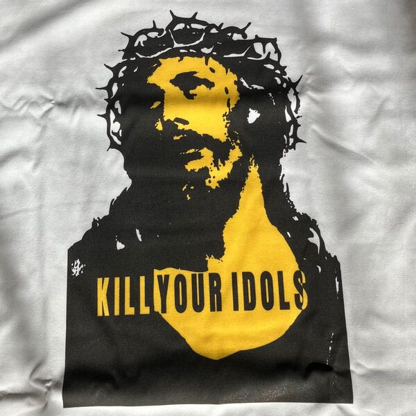 KILL YOUR IDOLTシャツ GUNS'N ROSES アクセルローズ着用
