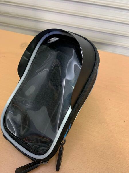 自転車用携帯ケース 雨天でも バイクにも