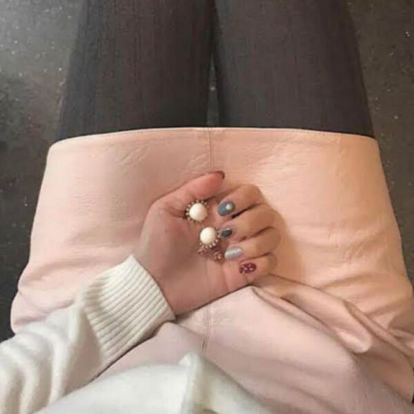 zara ピンク レザースカート