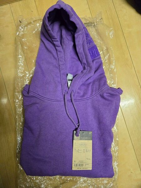 Supreme / The North Face Pigment Printed Hooded Sweatshirt