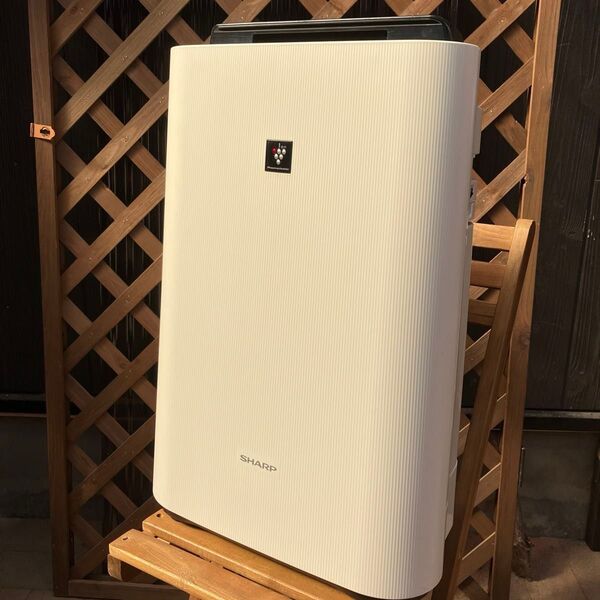 SHARP シャープ 加湿空気清浄機 ホワイト KC-E40