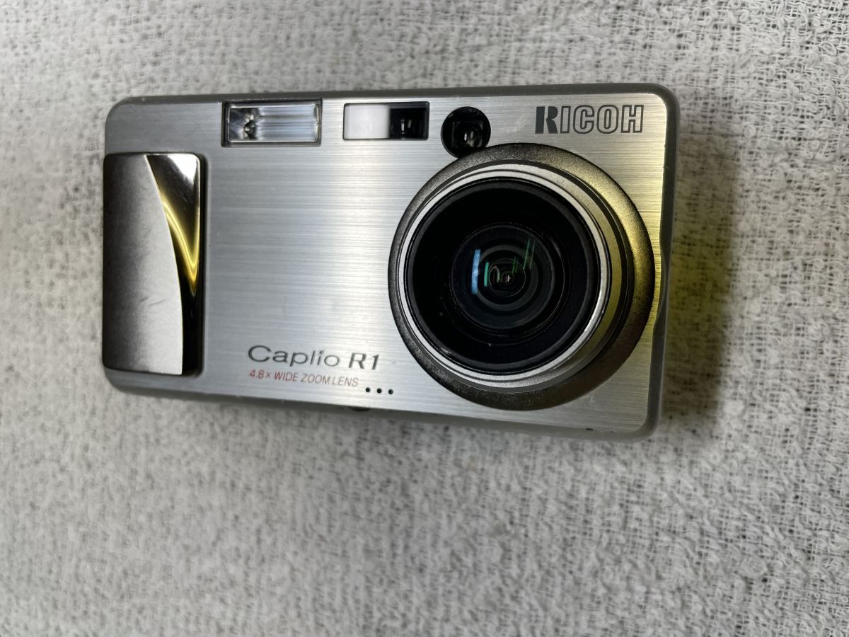 Yahoo!オークション -「caplio r1」(リコー) (コンパクト Yahoo!オークション -「caplio r1」(リコー) (コンパクト