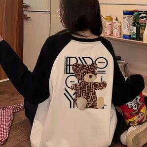 お値下げ、新品 未使用、ベアプリントクルーネックTシャツ、M