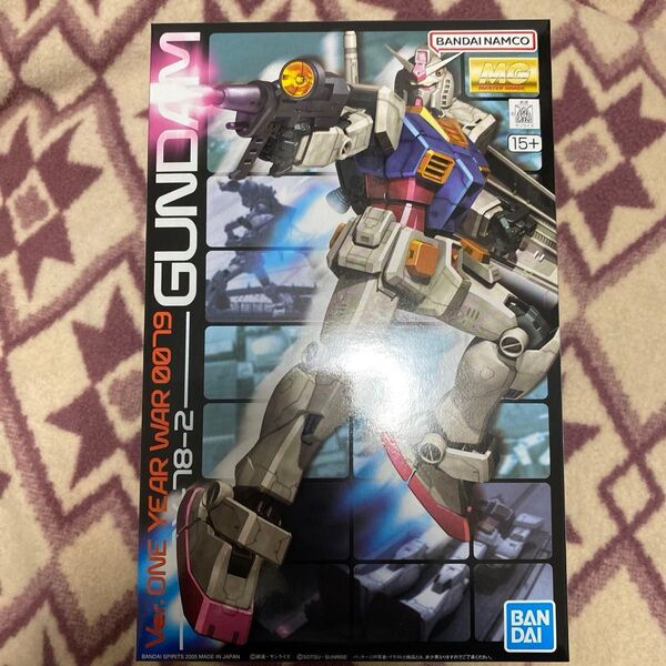 MG 1/100 ガンダム Ver.ONE YEAR WAR 0079 機動戦士ガンダム