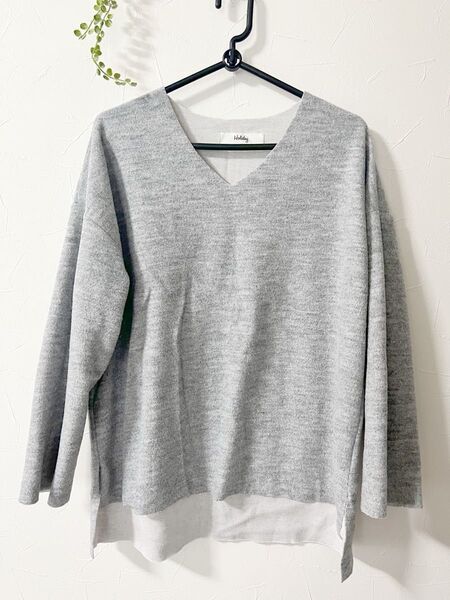 Auntie Rosa Holiday アンティローザ ホリディ 切りっぱなし カットソー Vネック春秋冬 グレー