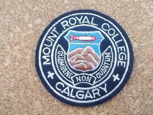 80s マウント・ロイヤル大学 カナダ MOUNT ROYAL COLLEGEカレッジ刺繍ワッペン/ビンテージ ブレザー スーベニア エンブレム カルガリーIVY