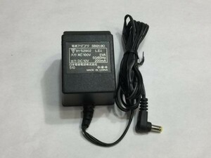 日本電信電話　 ACアダプター　SB01 10V . 0.2A .　BO842G