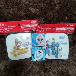 ディズニープリンセスのピック付きコンテナとアナと雪の女王缶バッジセット