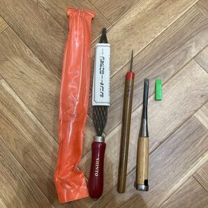 値下げしました【ほぼ未使用】大工道具3点セット鑢・錐・鑿 ハンドツール のこやすり・きり・のみ 神東工業のこやすり 神東工業