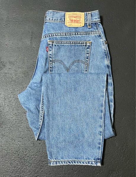 デニムパンツ リーバイス ジーパン Levis