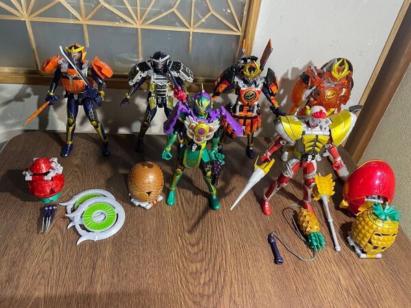 仮面ライダーガイム アームズチェンジセット