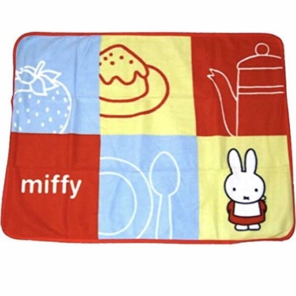 ミッフィー【miffy】ふわふわブランケット ひざ掛け フジパン 2005 非売品