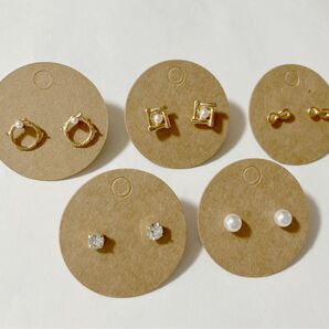 新品未使用ピアス5点セット/アクセサリー