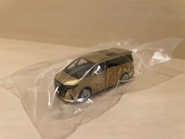 1/87 トイズキャビン ガチャガチャ トヨタ アルファード ヴェルファイア 2023年モデル 40 アルファード プレシャスレオブロンド