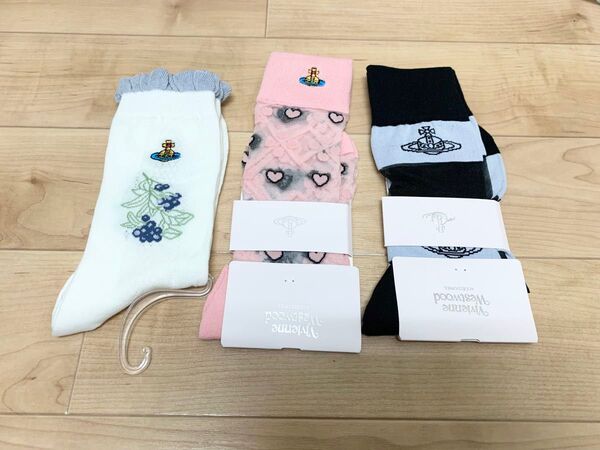 ヴィヴィアン ウエストウッド Vivienne Westwood 靴下 ソックス 3足 未使用