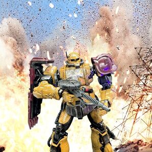 HG 1/144 ザクII F型 ソラリ機 (復讐のレクイエム) 完全塗装!!