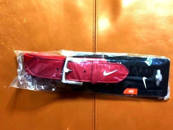 送料無料★USA国内限定発売モデル★USA NIKE☆☆ユニホームベルト★赤★新品★