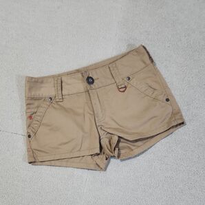 Re Dark ショートパンツ