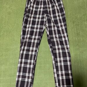 チェックパンツ