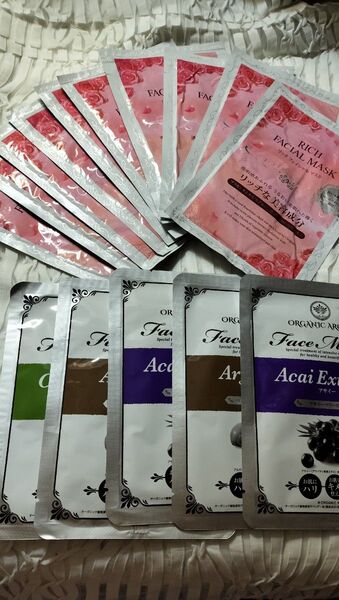 FACIAL MASK リッチな顔型マスク10枚#お肌のメンテ乾燥シミ予防対策