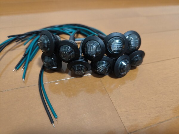 ボタン型 サイドマーカー スモークレンズ グリーン10個セット 3 LED12〜30v 防水 防塵 ip67 埋込式 ユーロ トラック カスタム