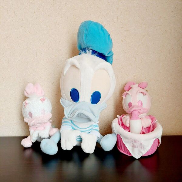 ディズニー ドナルドダック(約50cm)とデイジーダック(約20cm)のぬいぐるみセット