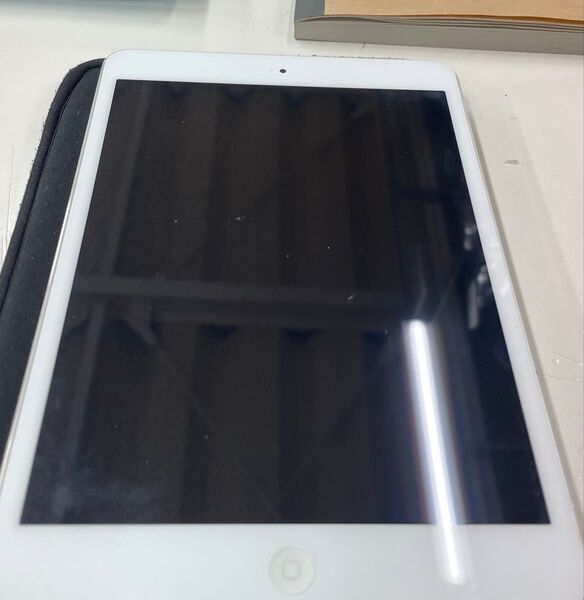 Apple iPad mini 2 32GB シルバー
